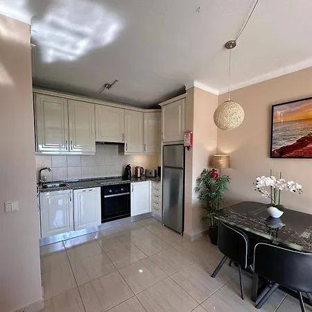 Luisela Mar Algarve Апартаменты *